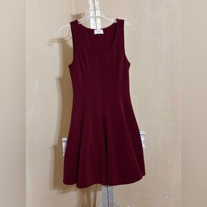 Everly Burgundy Sleeveless Mini Dress Sz Medium